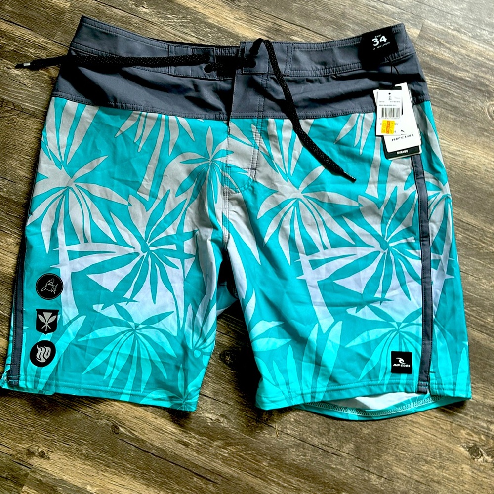 Brand new men’s board shorts